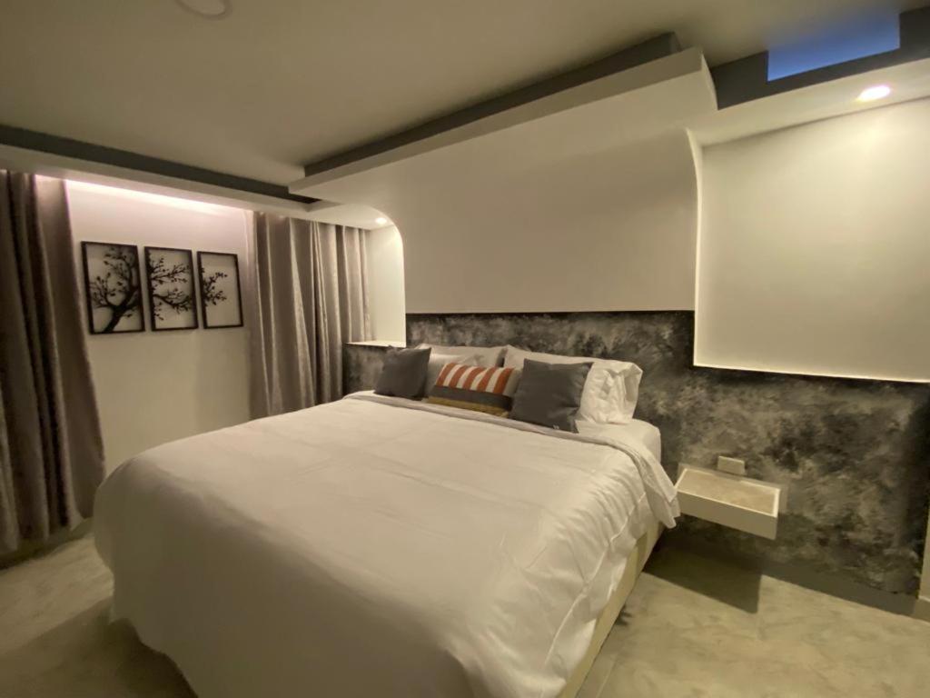 Pensión Art Gallery